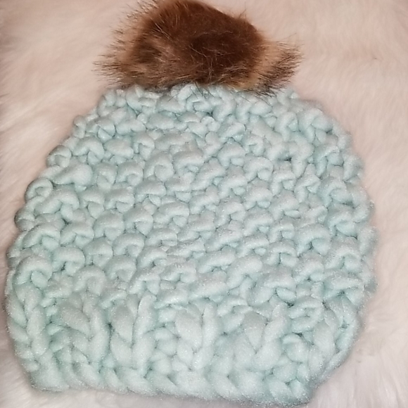OCTOBER LOVE Bundle of "Mint Colored" Beanie-Scarf - Picture 12 of 13